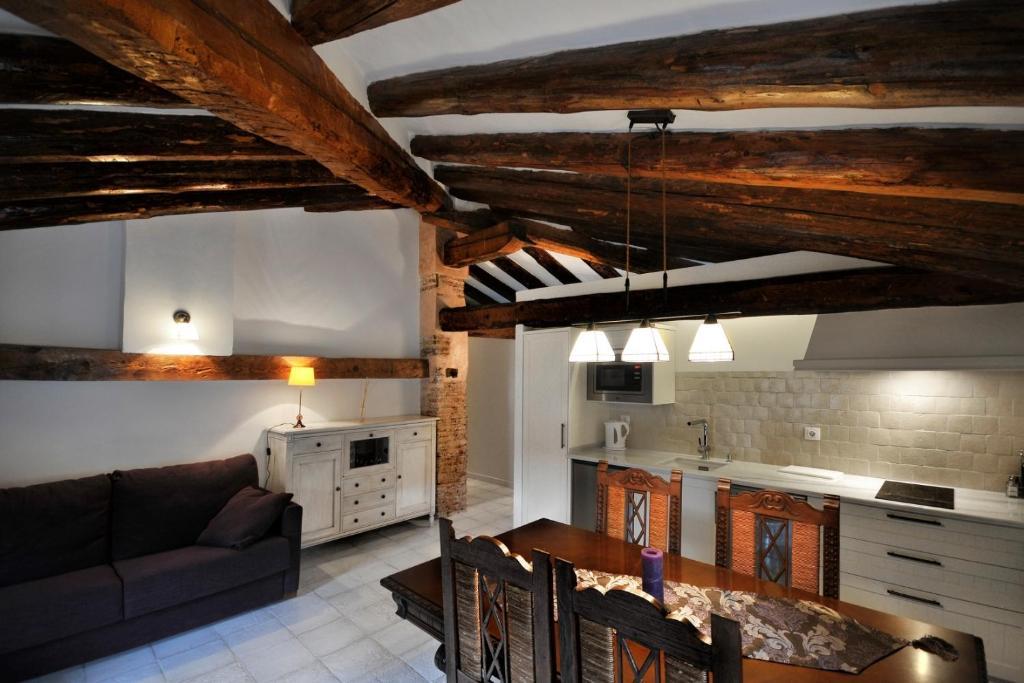 La Casa Grande De Albarracin Apartman Szoba fotó